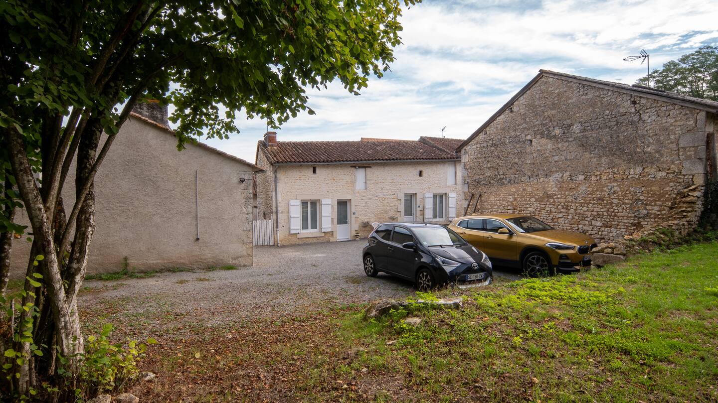 Le Petit Mona Elowen