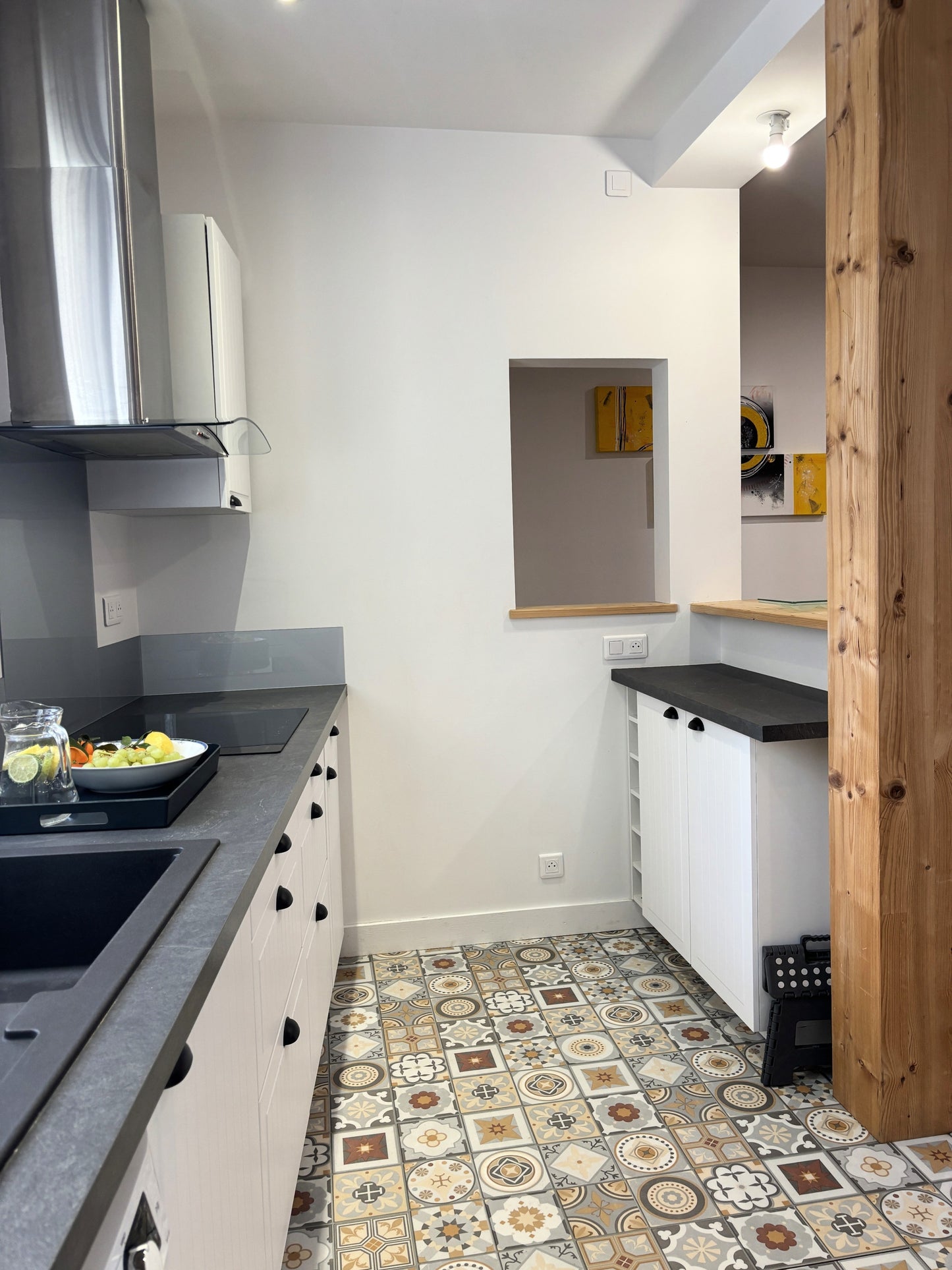 Gîte des Carmes à Vivonne – Grand Gîte Familial avec Terrasse, Baby-foot & Garage | Atout Clé Conciergerie