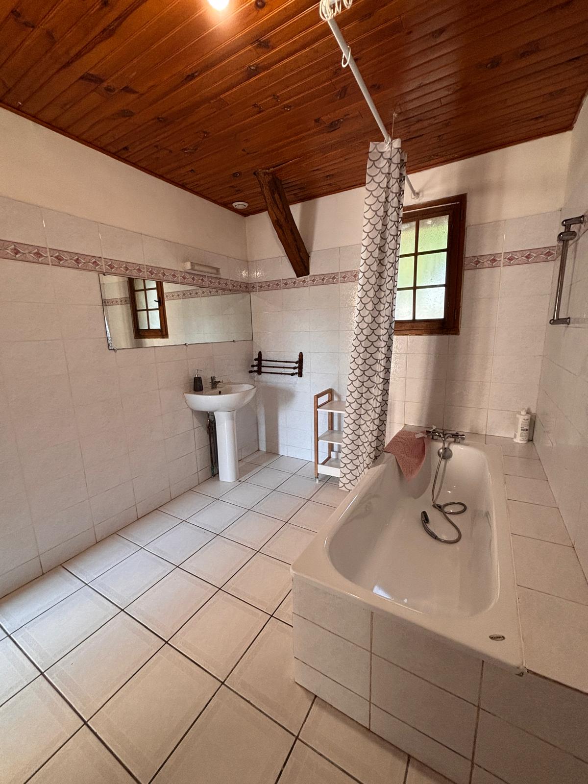 Maison de campagne à Saint Sauvant (86) – 6 personnes avec jardin | Atout Clé Conciergerie